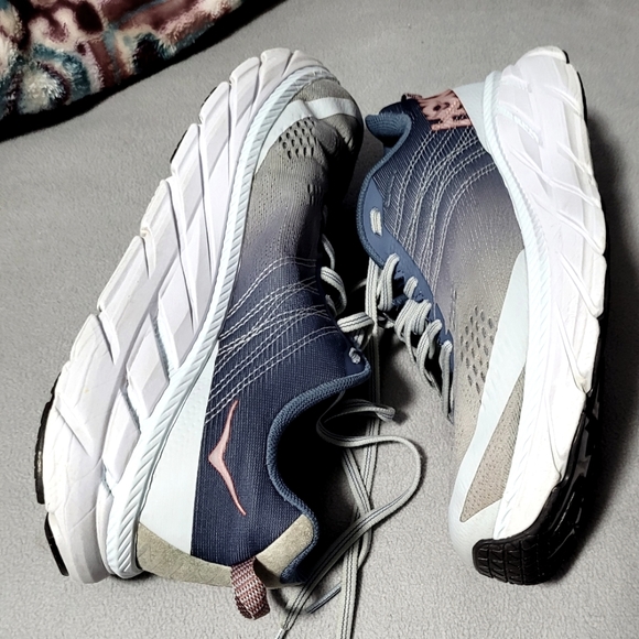 Women’s hokas size 9, Gray and Blue, Mauve Insoles. - Picture 3 of 5